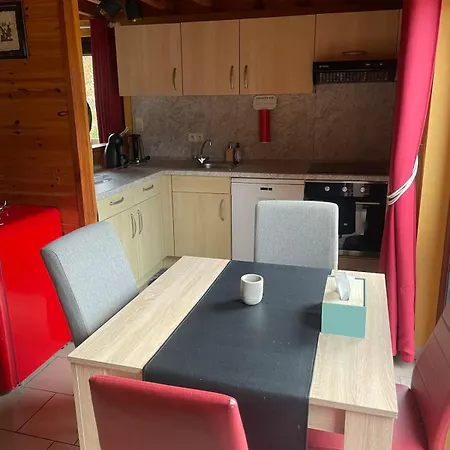 Hondvriendelijke Vakantiewoning Met Jacuzzi En Sauna Foret D'animaux